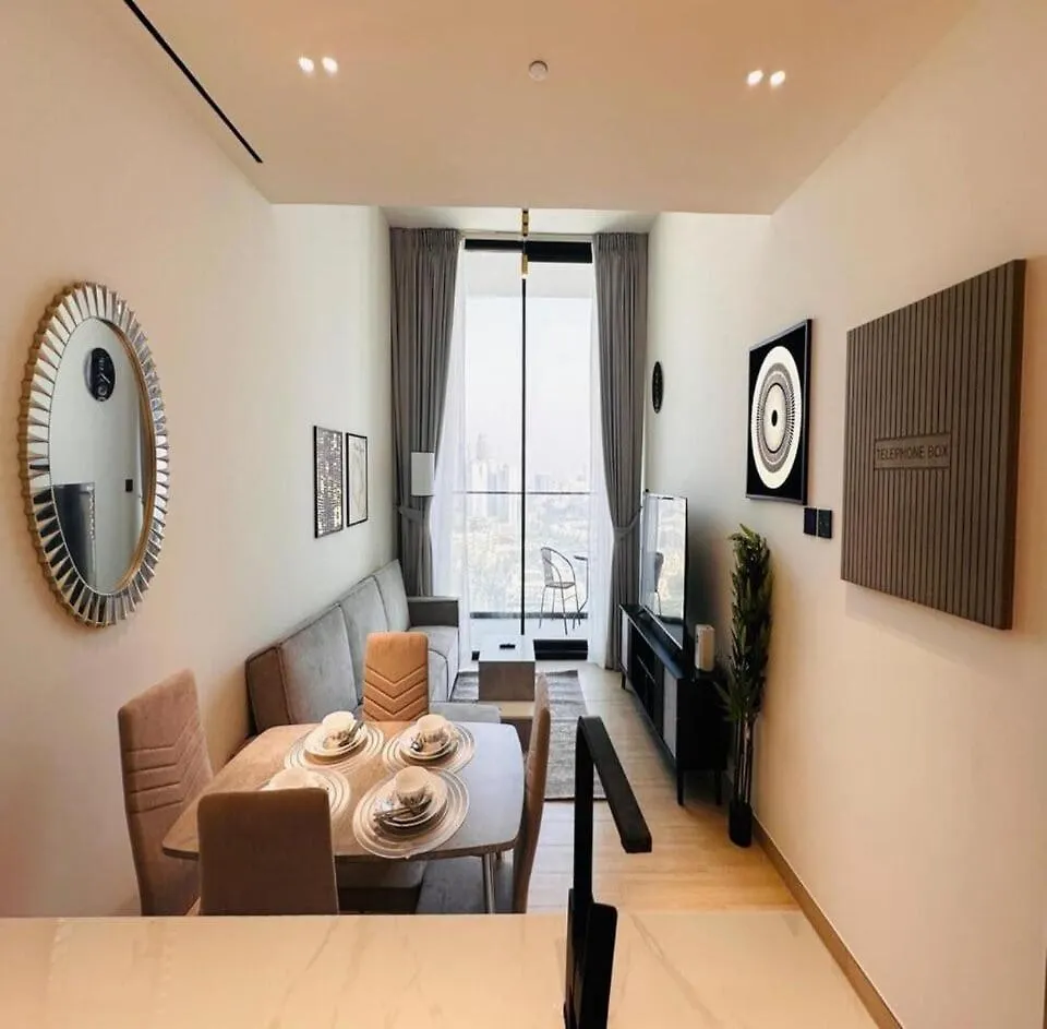 Oyo Home 1386 Premium One Bedroom Apartments Dubai United Arab Emirates